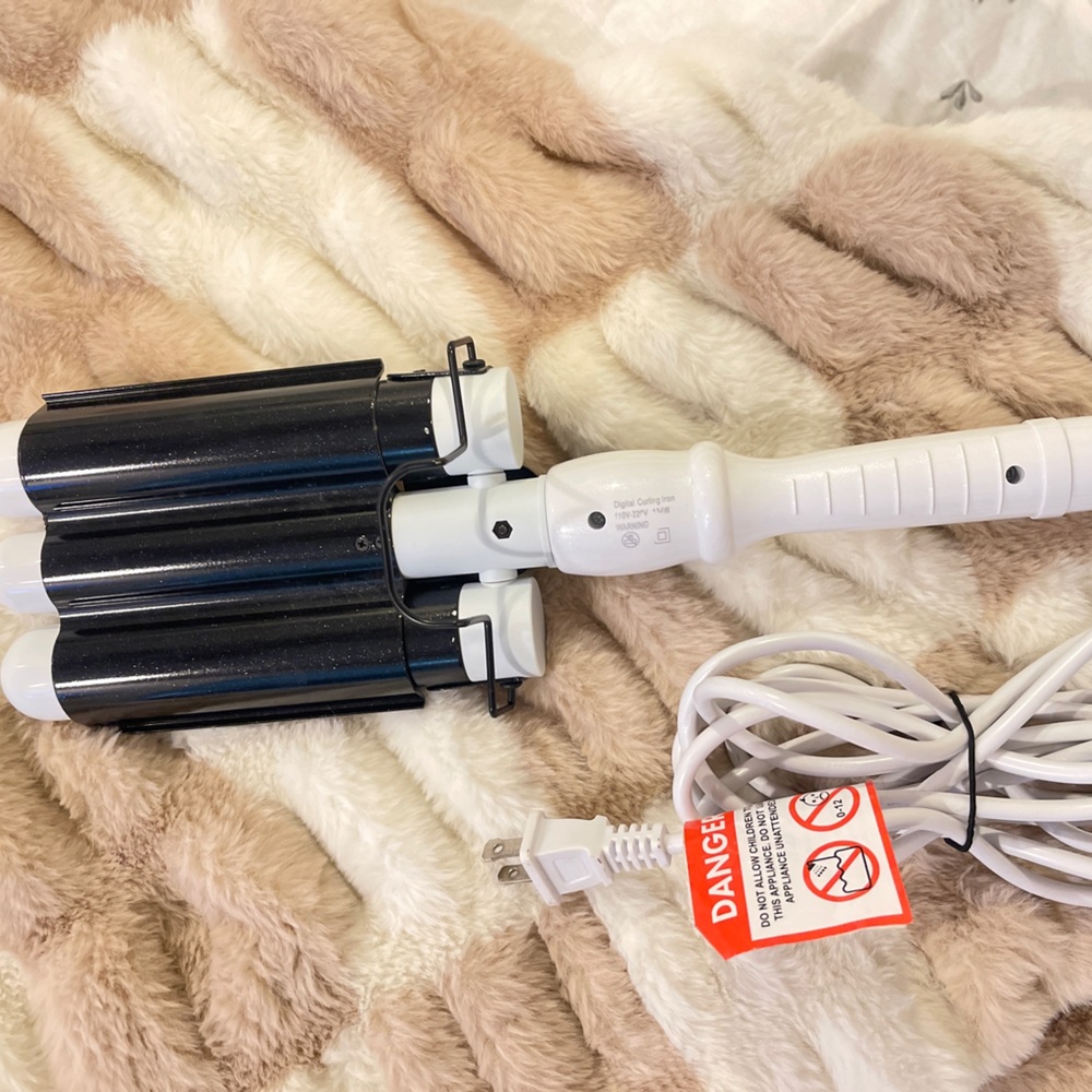 Hair crimper for that beach wave look!